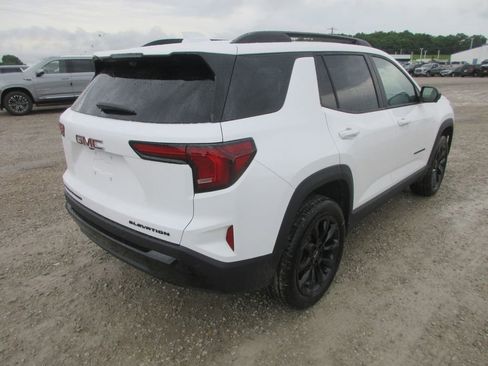 New 2026 GMC Terrain Elevation w/ Elevation Premium Package AWD/4WD image 4