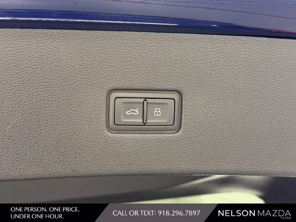 Used 2019 Audi Q8 Prestige AWD/4WD image 51