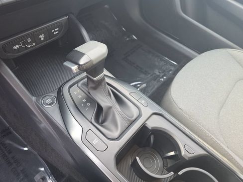 Used 2025 Kia K4 FWD image 21