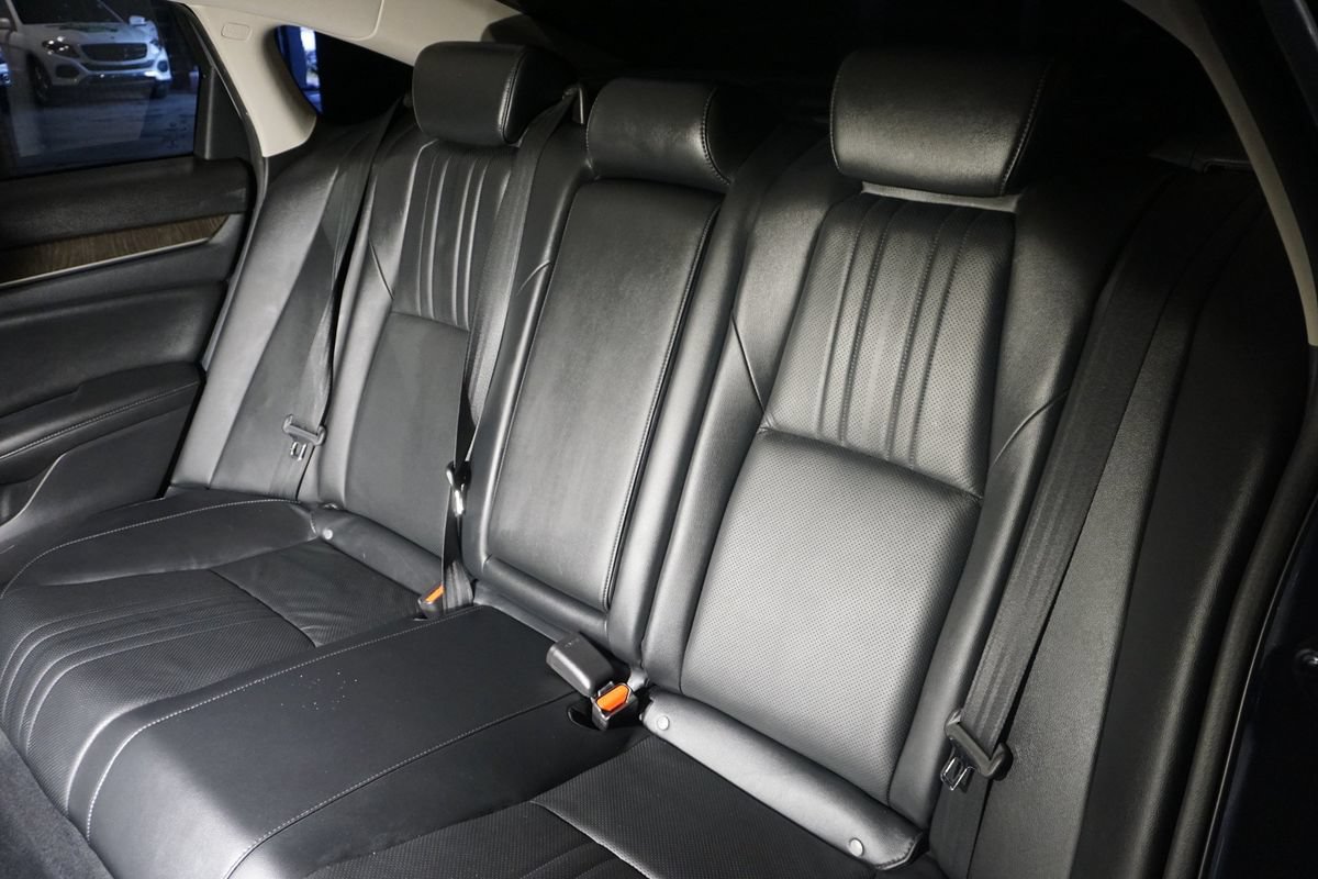 Used 2021 Honda Accord Touring image 23