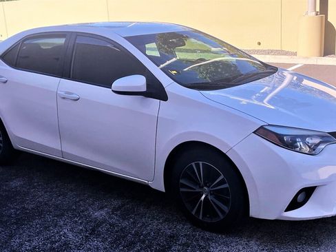 Used 2016 Toyota Corolla LE FWD image 4