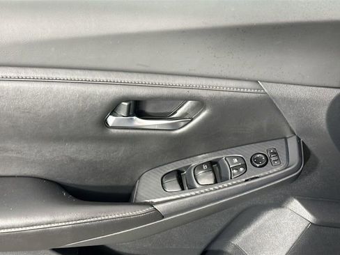 Used 2023 Nissan Sentra SV image 21