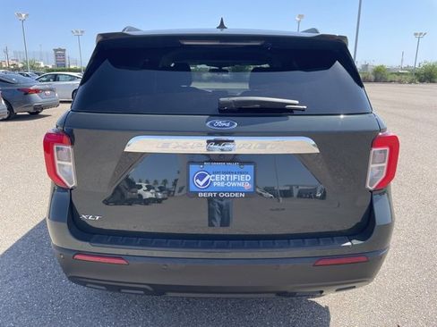 Used 2024 Ford Explorer XLT image 5