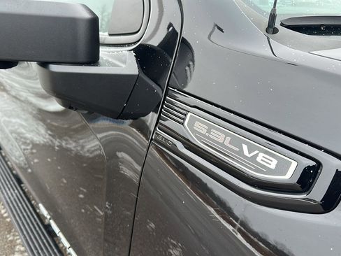 Used 2023 GMC Sierra 1500 Pro w/ Graphite Edition image 9