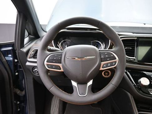 Used 2022 Chrysler Pacifica Pinnacle FWD image 26