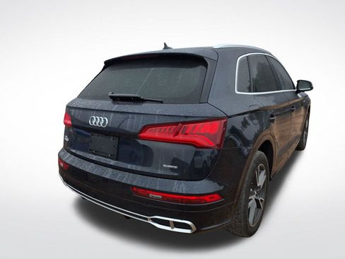 Used 2020 Audi Q5 e Premium Plus w/ Premium Plus Package AWD/4WD image 5