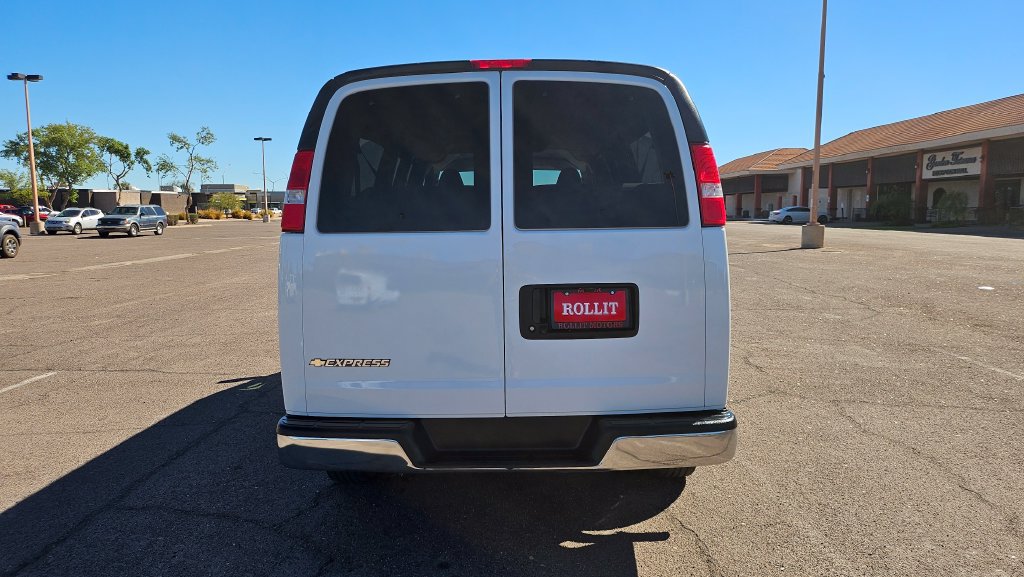 Used 2025 Chevrolet Express 3500 LT w/ LT Preferred Equipment Group RWD image 10