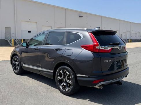 Used 2017 Honda CR-V Touring image 3