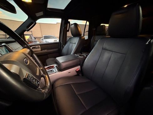 Used 2017 Ford Expedition EL Limited w/ Equipment Group 301A RWD image 22