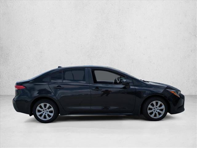 Used 2025 Toyota Corolla LE FWD image 4