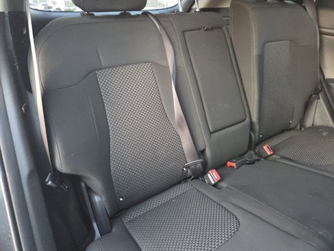 Used 2023 Kia Sportage LX image 18