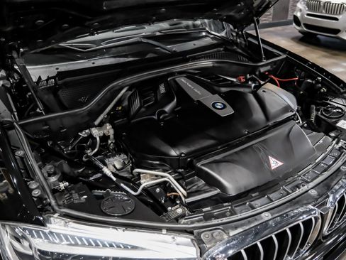 Used 2016 BMW X6 xDrive50i AWD/4WD image 53