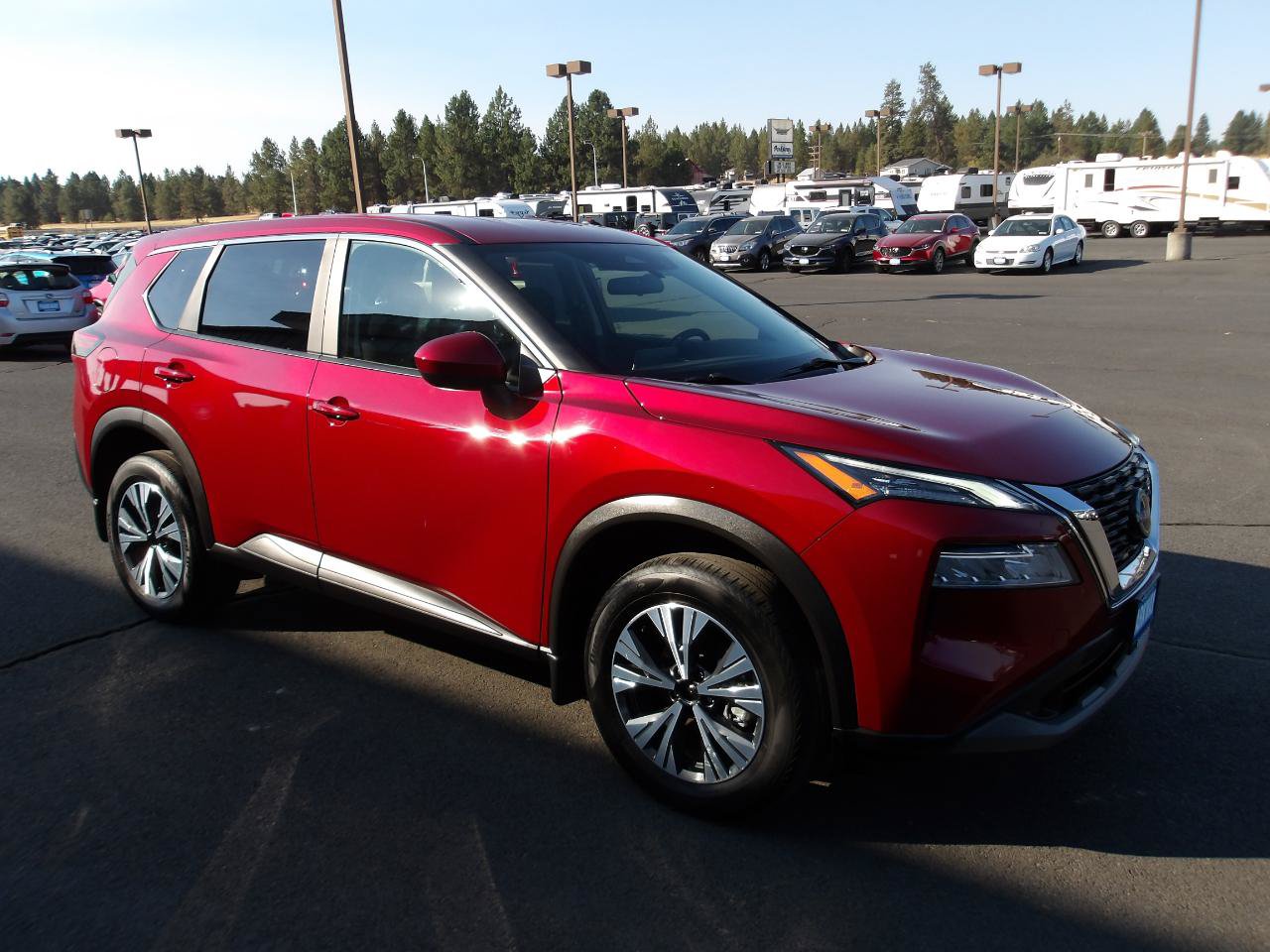Used 2023 Nissan Rogue SV AWD/4WD image 7