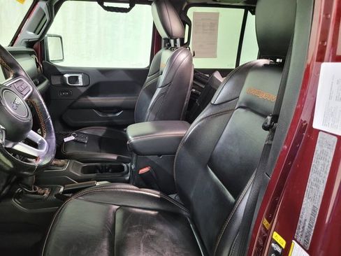 Used 2021 Jeep Gladiator Mojave w/ Dual Top Group image 9