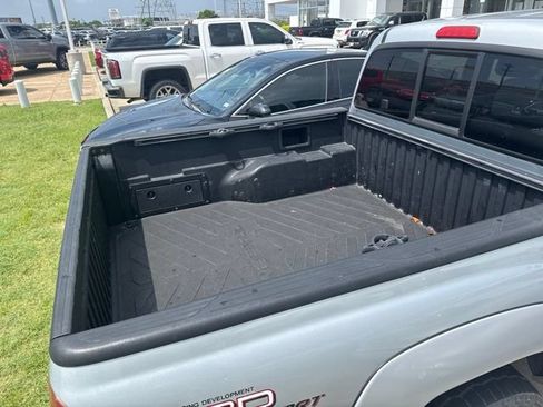 Used 2005 Toyota Tacoma 4x4 Double Cab w/ TRD Sport Pkg #2 image 5