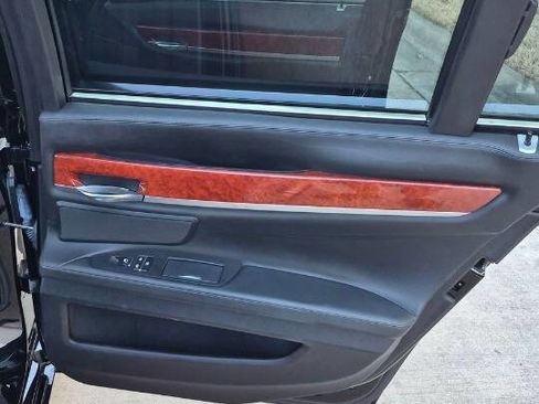 Used 2011 BMW ALPINA B7 w/ Driver Assistance Pkg image 72