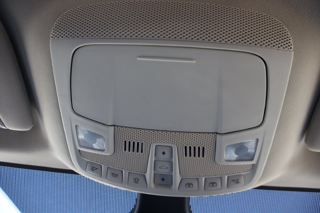 Used 2023 Ford Edge Titanium AWD/4WD image 21