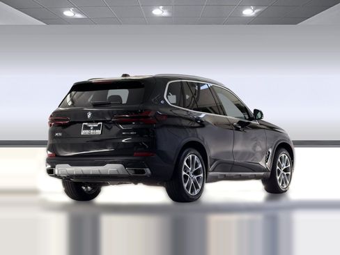 Used 2026 BMW X5 sDrive40i w/ Climate Comfort Package RWD image 9