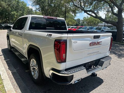 Used 2024 GMC Sierra 1500 SLT w/ SLT Premium Plus Package AWD/4WD image 8