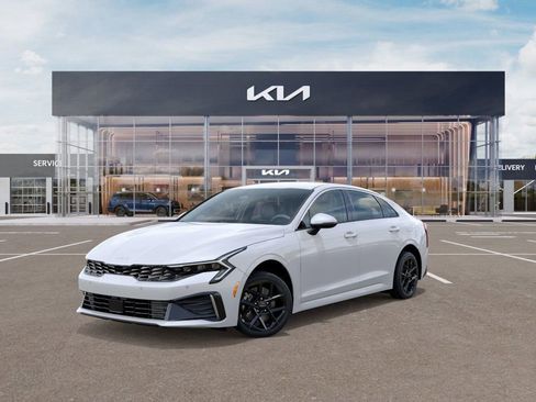 New 2025 Kia K5 LXS FWD image 1
