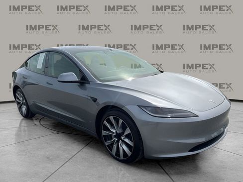 Used 2024 Tesla Model 3 Standard Range RWD image 7