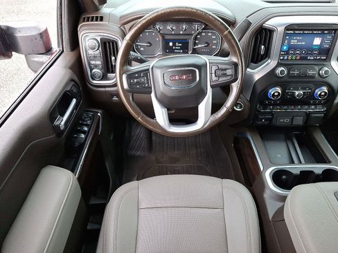 Used 2022 GMC Sierra 2500 SLT w/ SLT Premium Package image 12