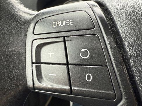 Used 2011 Volvo XC70 3.2 image 21