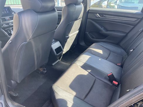 Used 2020 Honda Accord Sport image 14