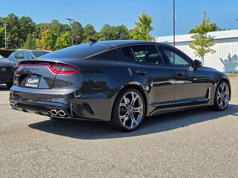 Used 2019 Kia Stinger GT1 RWD image 5