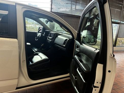 Used 2022 GMC Canyon AT4 AWD/4WD image 26
