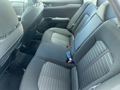 New 2026 Kia K5 LXS image 36