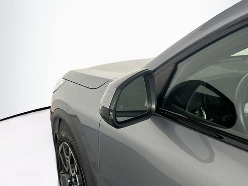 Used 2025 BMW X2 xDrive28i image 16