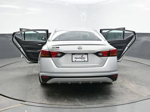 Used 2020 Nissan Altima 2.5 S FWD image 41