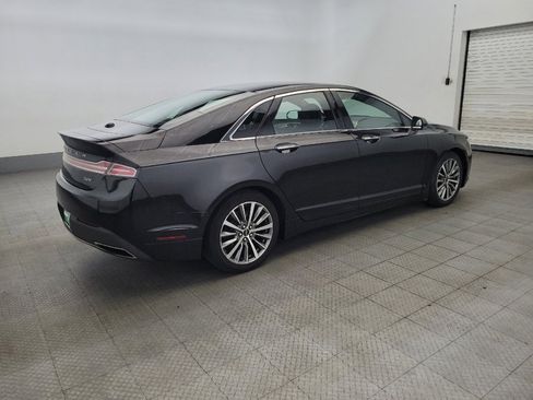 Used 2020 Lincoln MKZ image 10