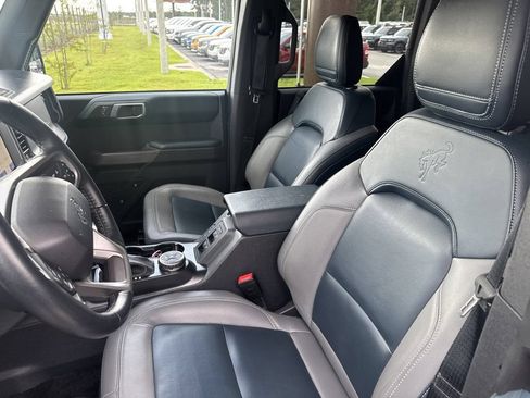 Used 2023 Ford Bronco Outer Banks AWD/4WD image 7