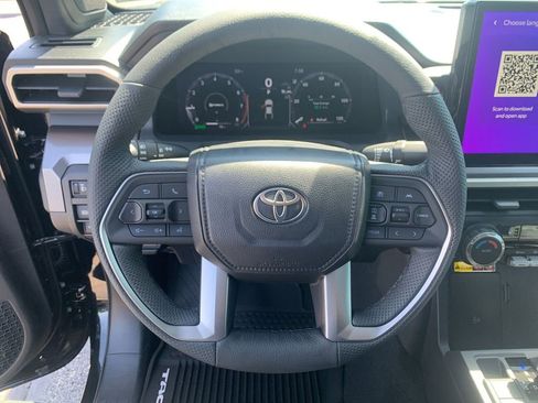 New 2026 Toyota Tacoma TRD Off-Road AWD/4WD image 25