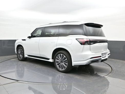 Used 2025 INFINITI QX80 Sensory w/ Exterior Package AWD/4WD image 5