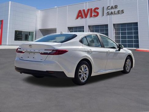 Used 2025 Toyota Camry LE FWD image 6