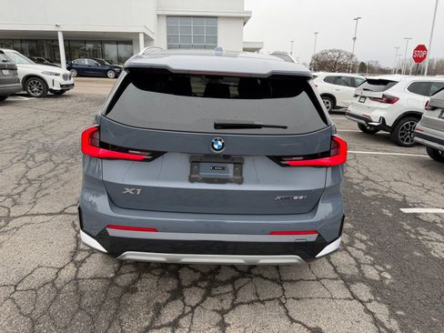 Certified 2023 BMW X1 xDrive28i w/ Convenience Package image 11