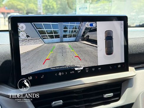 New 2026 Ford Explorer Active RWD image 23