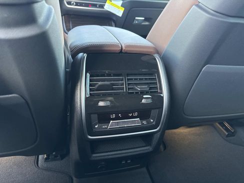 New 2026 BMW X5 xDrive40i image 17