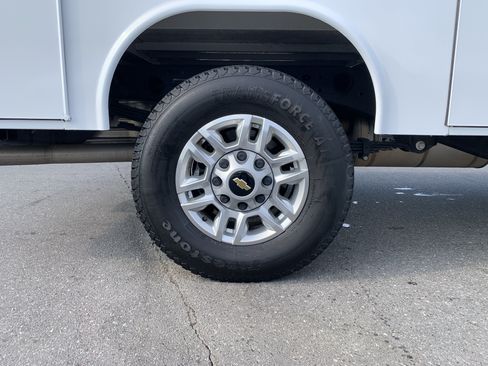Used 2024 Chevrolet Silverado 2500 W/T w/ WT Convenience Package AWD/4WD image 13