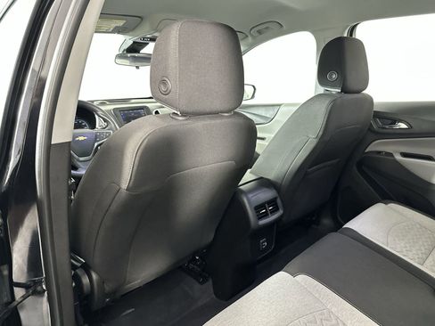 Used 2022 Chevrolet Equinox LS image 24