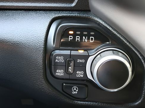 Used 2022 RAM 1500 Big Horn w/ Night Edition AWD/4WD image 24