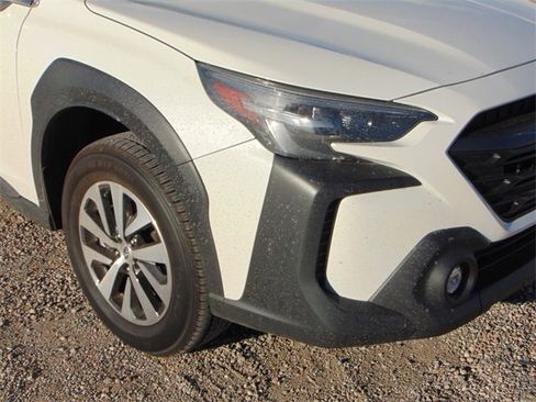 Used 2025 Subaru Outback Premium image 2