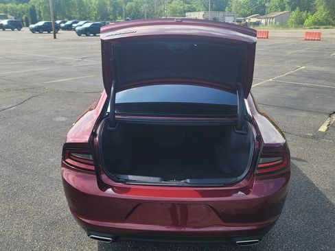 Used 2021 Dodge Charger SXT w/ Leather Interior Group RWD image 11