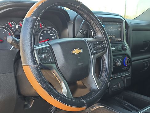 Used 2022 Chevrolet Silverado 2500 LTZ w/ LTZ Texas Edition image 14