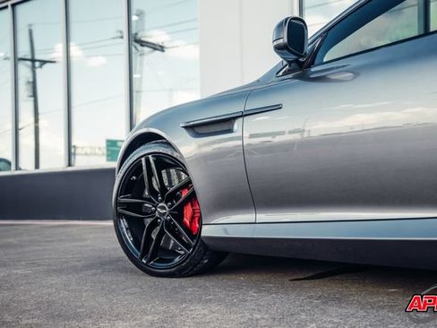 Used 2014 Aston Martin DB9 Coupe RWD image 28
