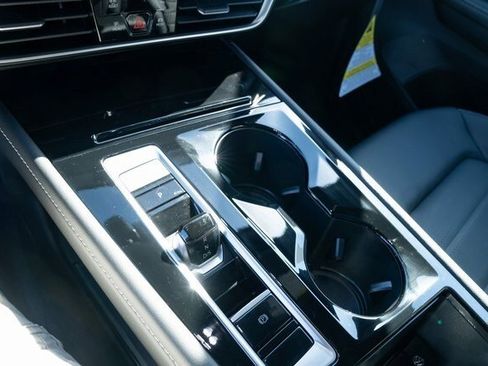 New 2026 Volkswagen Atlas Cross Sport SEL R-Line image 20