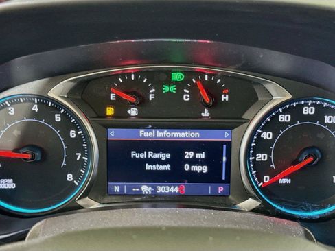 Used 2024 Chevrolet Equinox RS FWD image 10